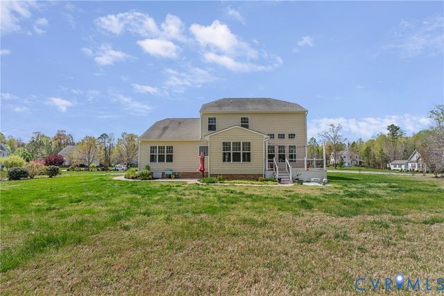 9118 Colonnade Cir, Ashland, VA 23005