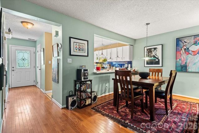 39 Wildwood Avenue, Asheville, NC 28804