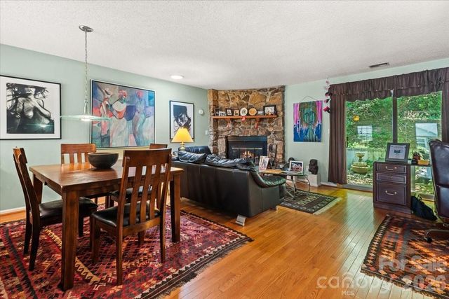 39 Wildwood Avenue, Asheville, NC 28804