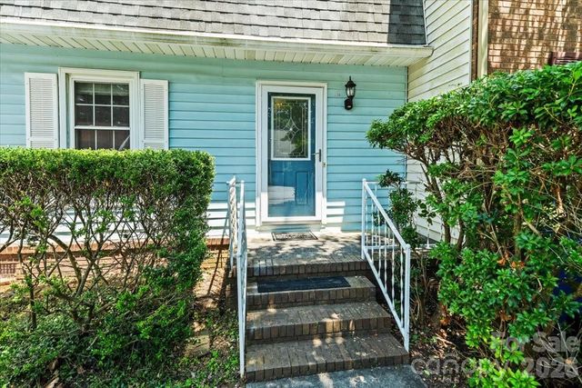 39 Wildwood Avenue, Asheville, NC 28804