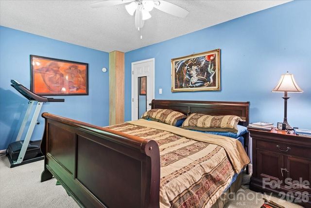 39 Wildwood Avenue, Asheville, NC 28804