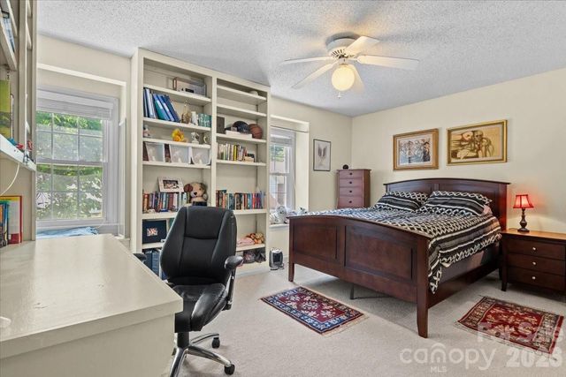 39 Wildwood Avenue, Asheville, NC 28804