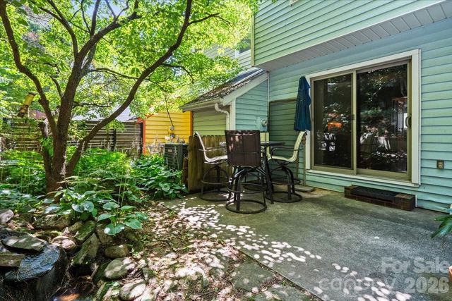 39 Wildwood Avenue, Asheville, NC 28804