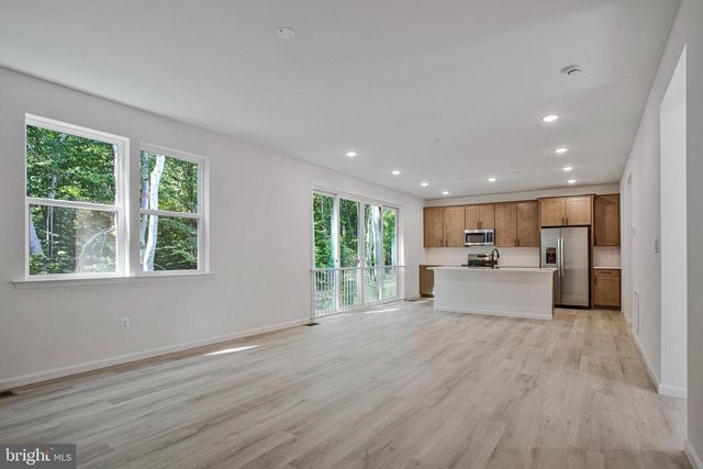 112 CATALPA DR, North East, MD 21901