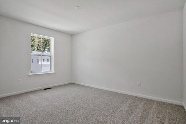 112 CATALPA DR, North East, MD 21901