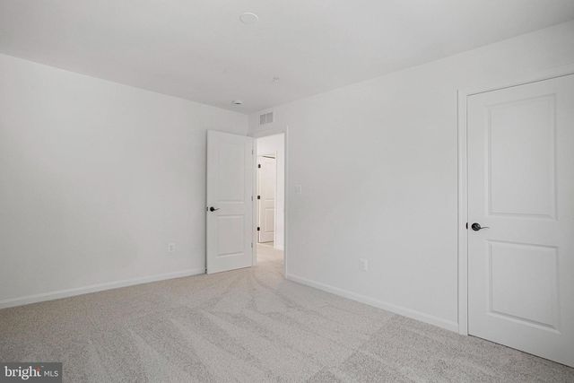 112 CATALPA DR, North East, MD 21901