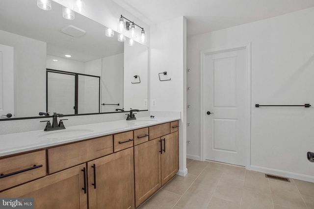 112 CATALPA DR, North East, MD 21901