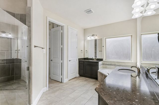 1205 Bentley Drive, Roanoke, TX 76262