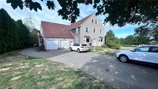 78 President Avenue 78, Portsmouth, RI 02871