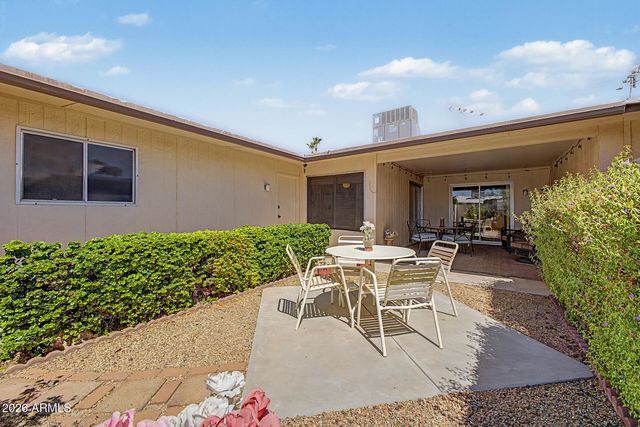 10319 W OCOTILLO Drive, Sun City, AZ 85373