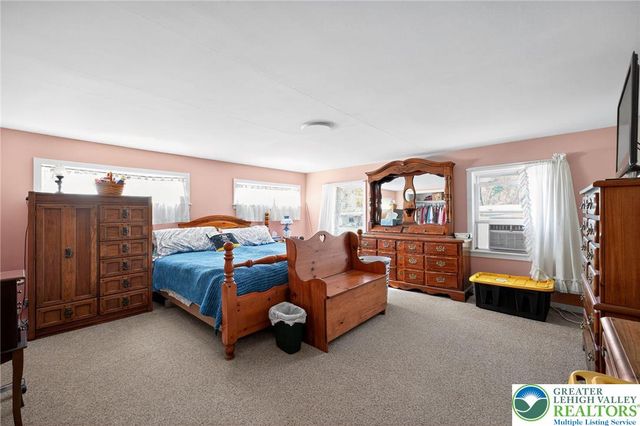 1746 friedensville Road, Lower Saucon Twp, PA 18015