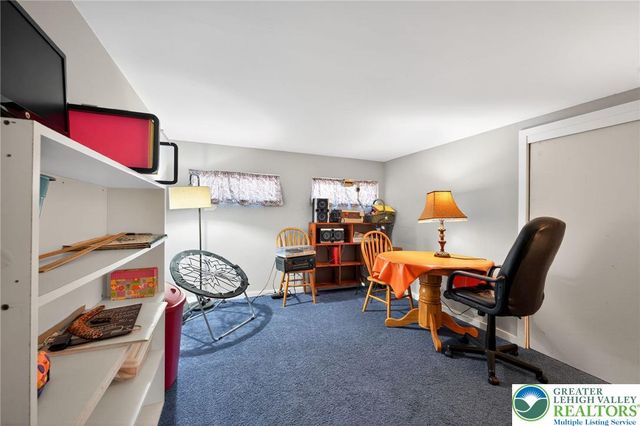 1746 friedensville Road, Lower Saucon Twp, PA 18015