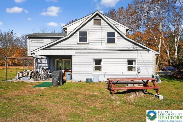 1746 friedensville Road, Lower Saucon Twp, PA 18015