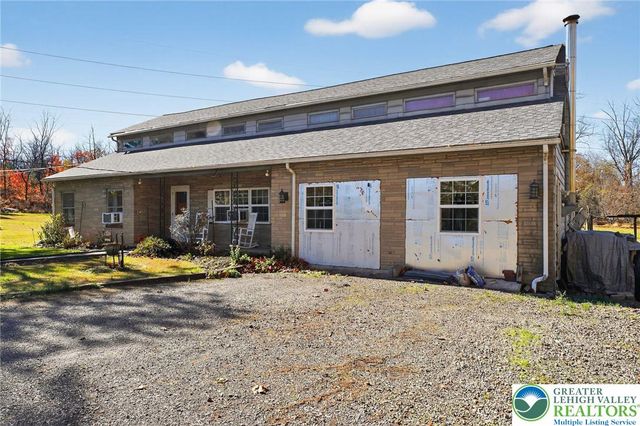 1746 friedensville Road, Lower Saucon Twp, PA 18015