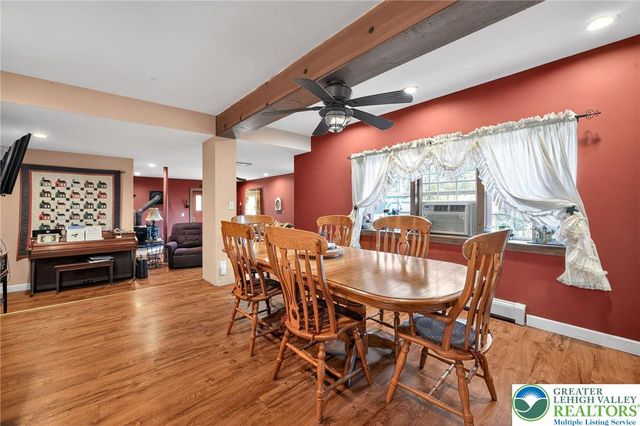 1746 friedensville Road, Lower Saucon Twp, PA 18015