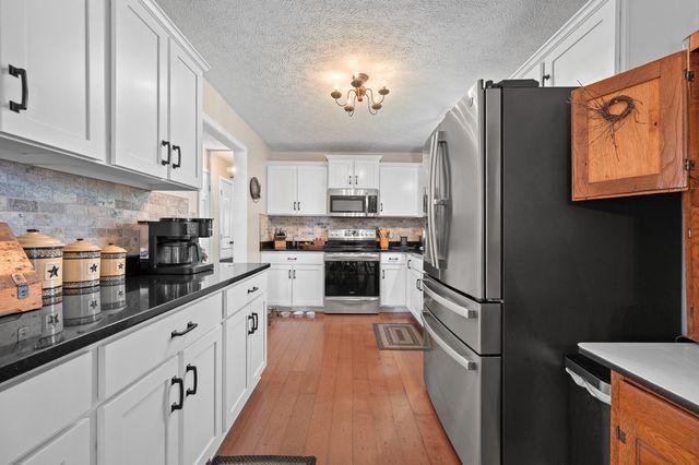 1136 Coolbrook RD, Bedford, VA 24523