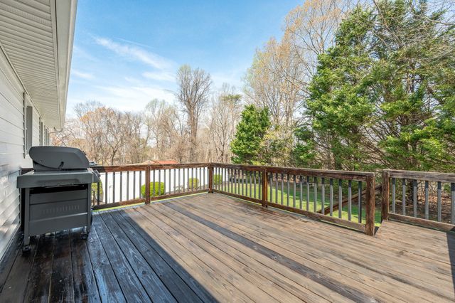 1136 Coolbrook RD, Bedford, VA 24523