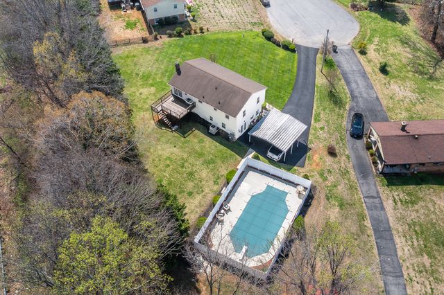 1136 Coolbrook RD, Bedford, VA 24523