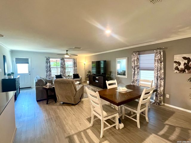 7715 Yeti Pk, San Antonio, TX 78227