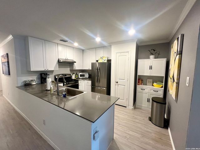 7715 Yeti Pk, San Antonio, TX 78227