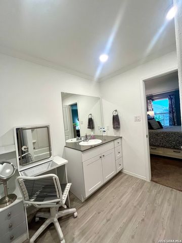 7715 Yeti Pk, San Antonio, TX 78227