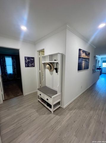 7715 Yeti Pk, San Antonio, TX 78227