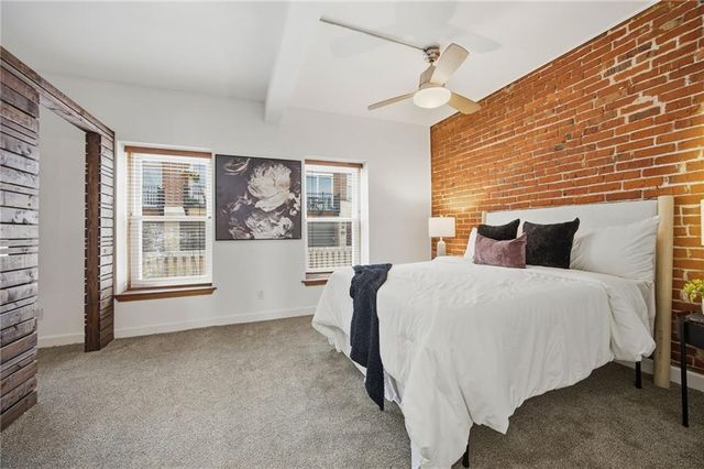 21 E 29TH Street, Kansas City, MO 64108