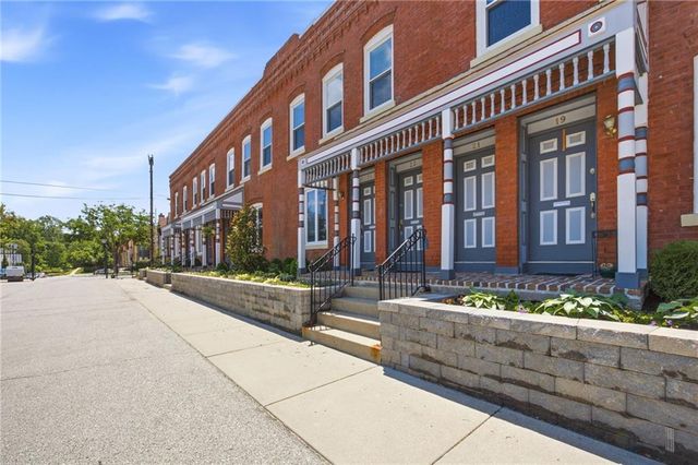 21 E 29TH Street, Kansas City, MO 64108