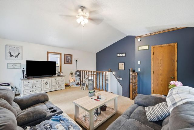 223 31st Avenue N, Saint Cloud, MN 56303