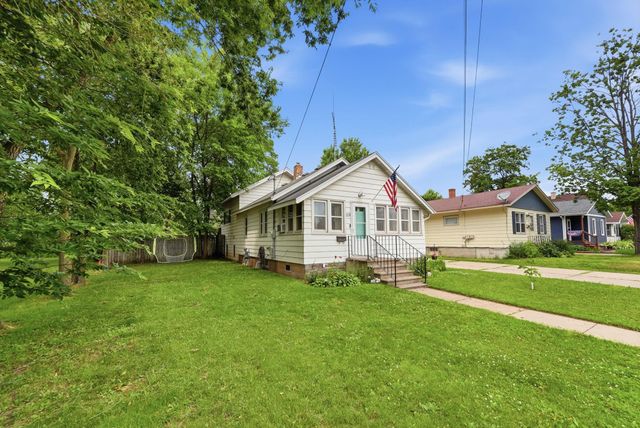 223 31st Avenue N, Saint Cloud, MN 56303