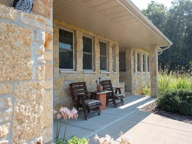 7822 Burr Oak Road, Roscoe, IL 61073