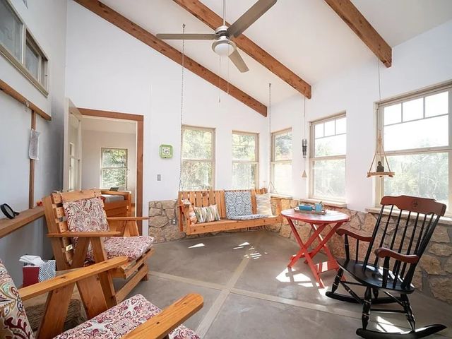 7822 Burr Oak Road, Roscoe, IL 61073