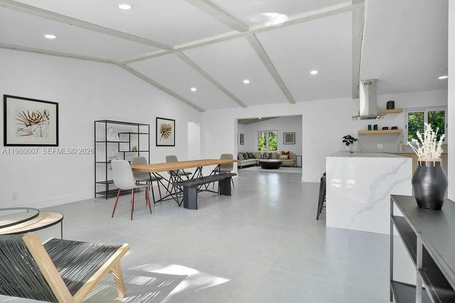 117 NE 20th St, Wilton Manors, FL 33305