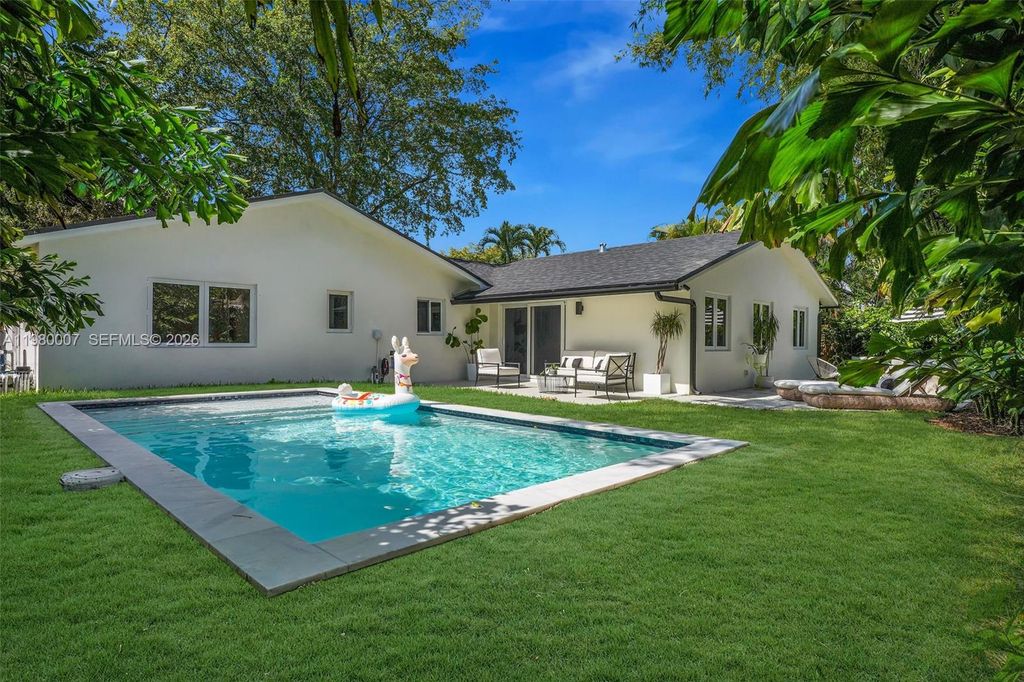 117 NE 20th St, Wilton Manors, FL 33305