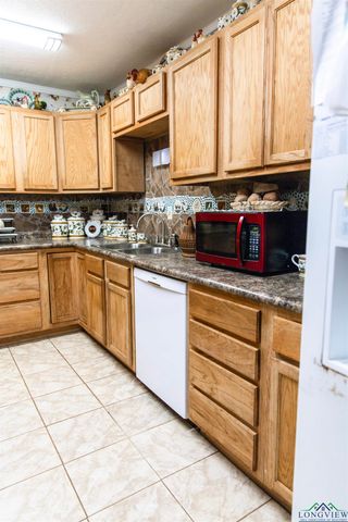 920 Deer Cove Rd, Avinger, TX 75630