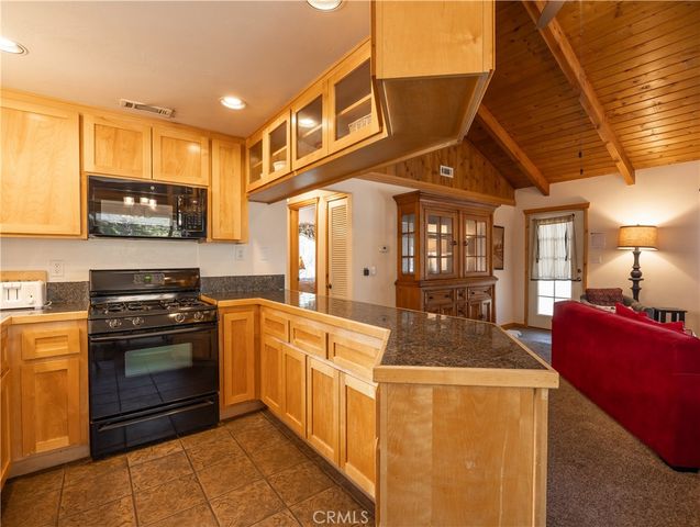 41063 Pennsylvania, Big Bear Lake, CA 92315