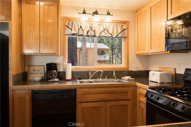 41063 Pennsylvania, Big Bear Lake, CA 92315