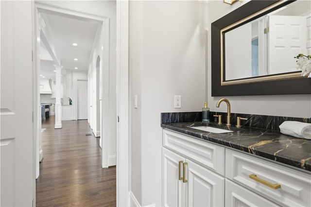 943 Tarry Post Court, Suwanee, GA 30024