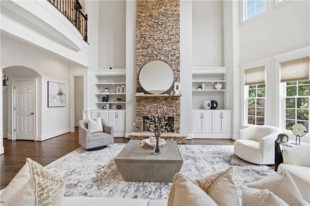 943 Tarry Post Court, Suwanee, GA 30024