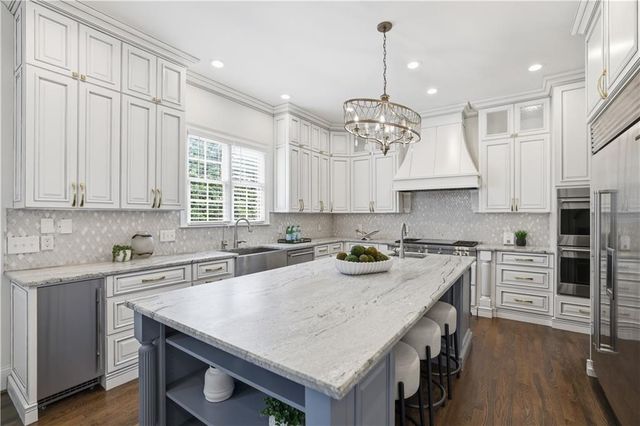943 Tarry Post Court, Suwanee, GA 30024