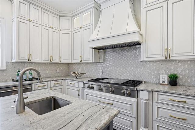 943 Tarry Post Court, Suwanee, GA 30024