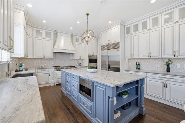 943 Tarry Post Court, Suwanee, GA 30024