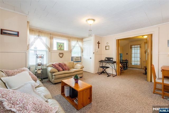 151 4th Avenue, Hawthorne, NJ 07506