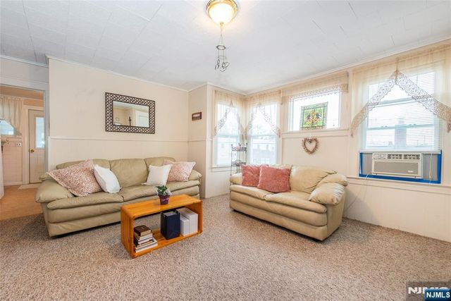 151 4th Avenue, Hawthorne, NJ 07506