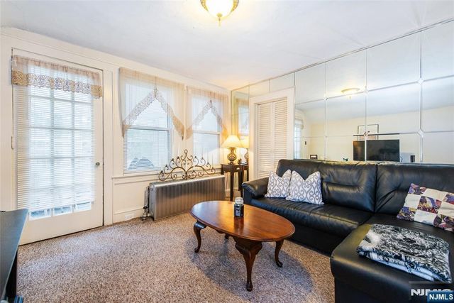 151 4th Avenue, Hawthorne, NJ 07506
