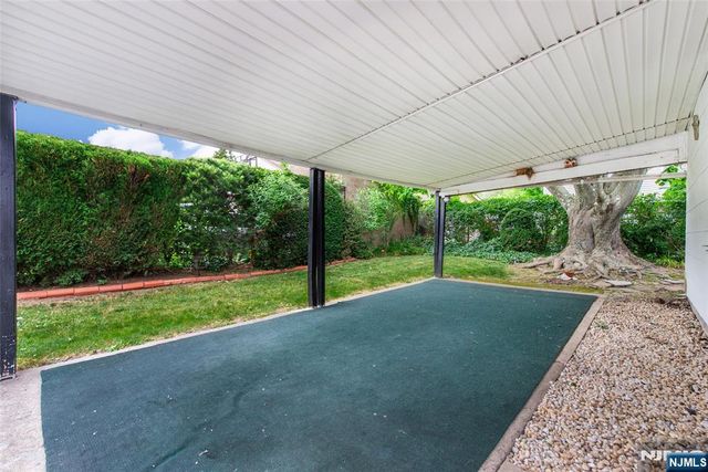 151 4th Avenue, Hawthorne, NJ 07506