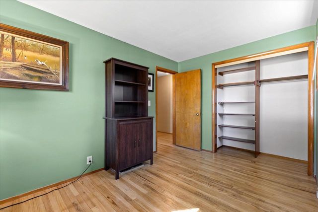 2709 Pinehurst AVENUE, Racine, WI 53403