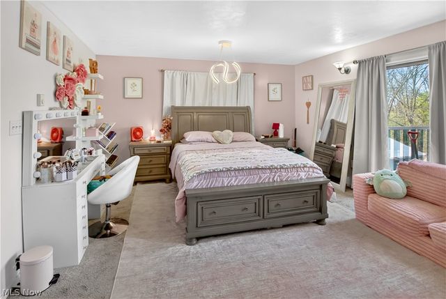 363 Seeley Street, Amherst, OH 44001