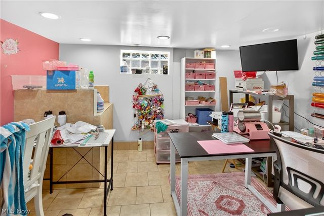 363 Seeley Street, Amherst, OH 44001