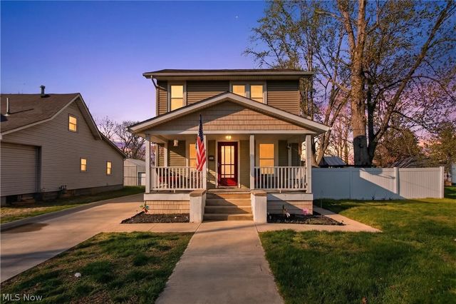 363 Seeley Street, Amherst, OH 44001